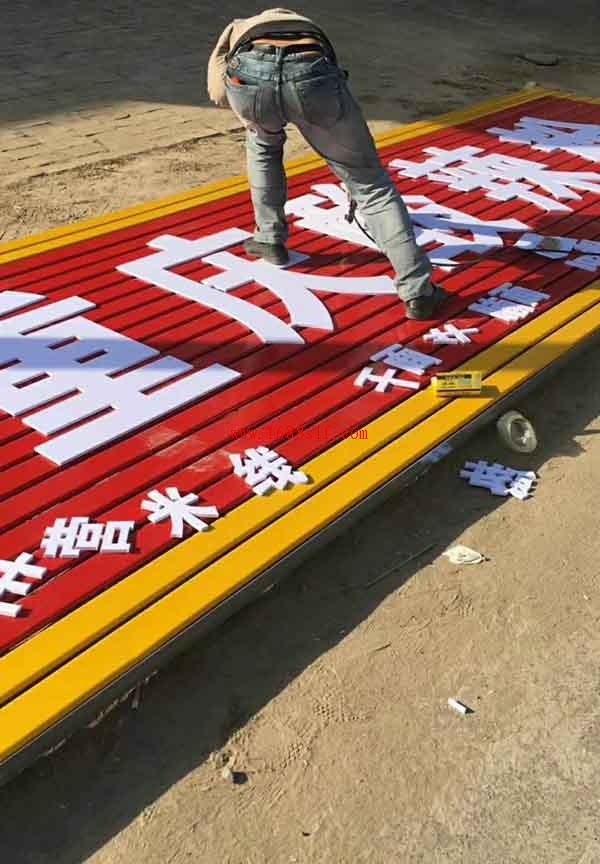 ��С�Ե�Ҫ����Ǯ