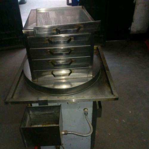 ���۹���һ̨����Ǯ